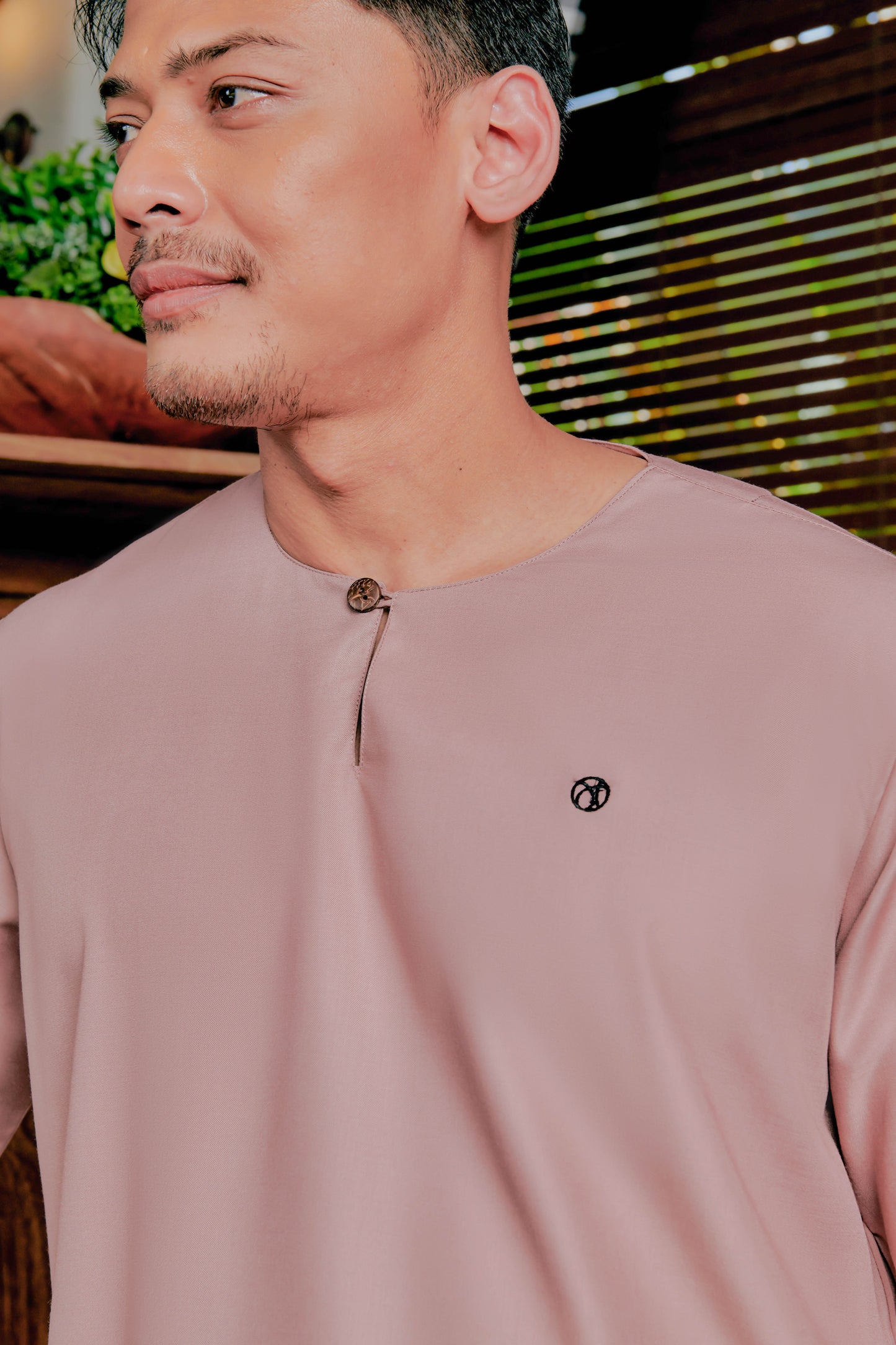 Kurta Nusantara Relaxed Fit - Chestnut Brown