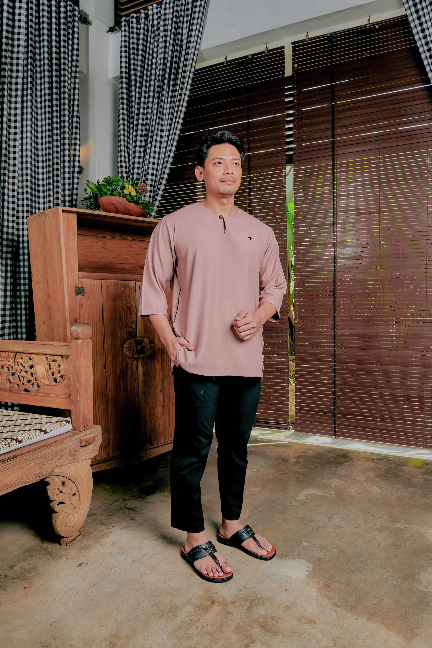 Kurta Nusantara Relaxed Fit - Chestnut Brown