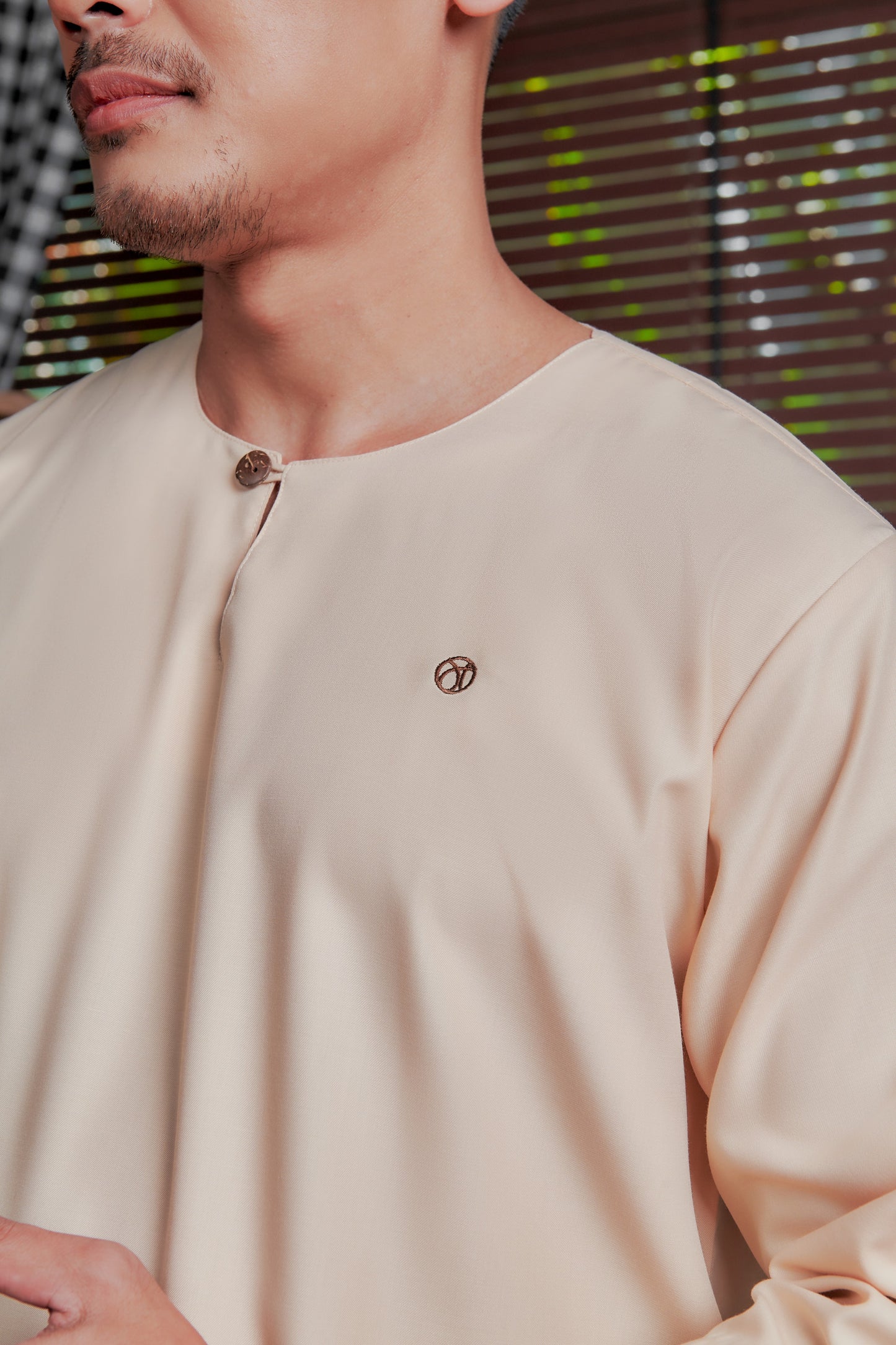 Kurta Nusantara Relaxed Fit - Beige