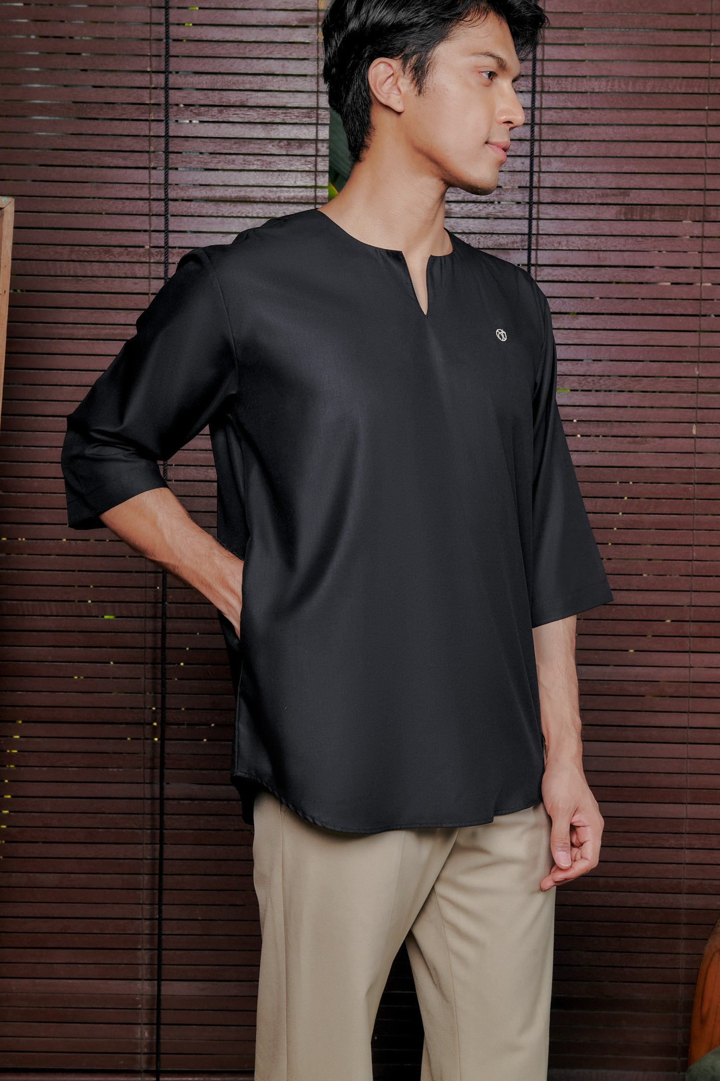 Kurta Belantara Relaxed Fit - Black
