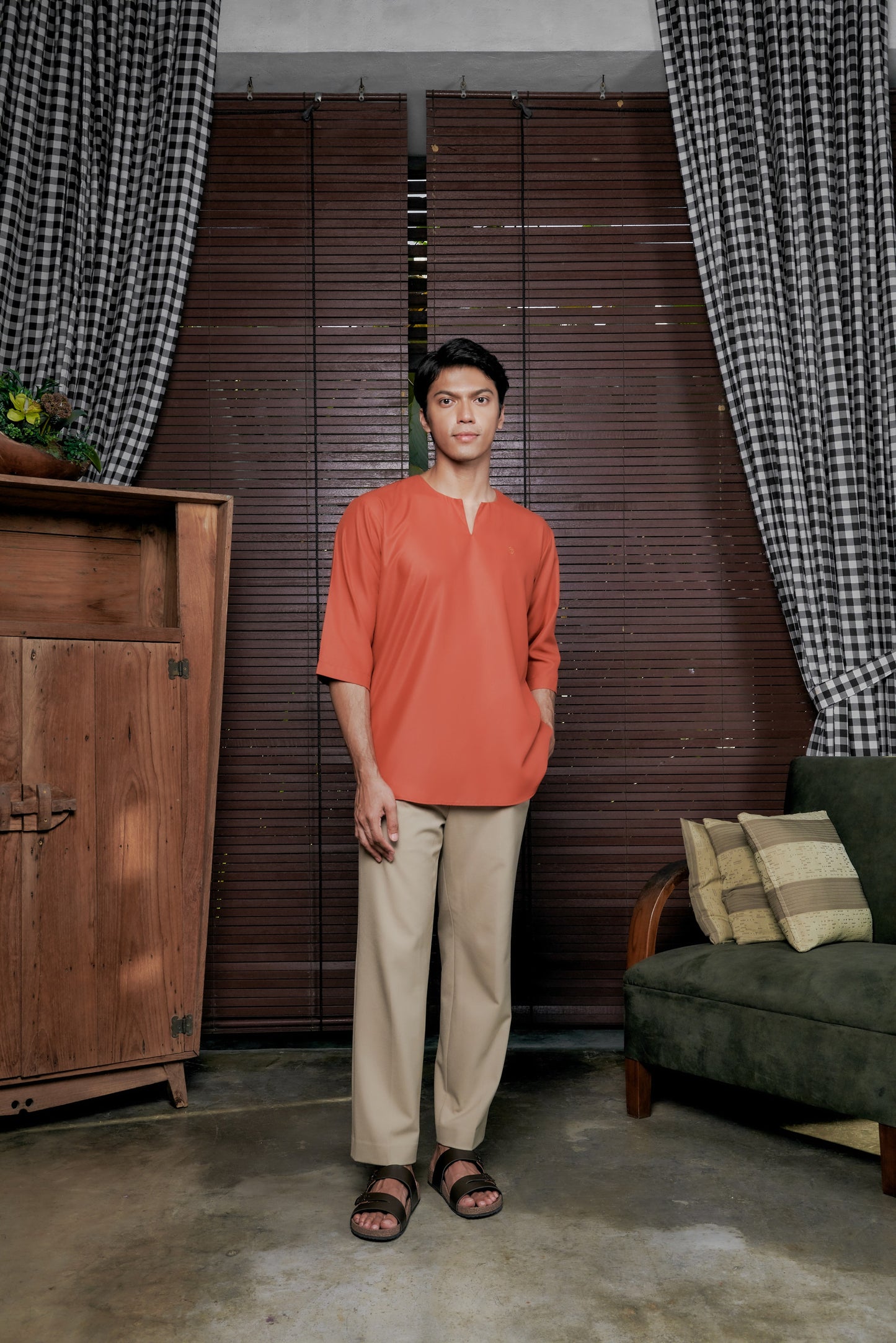 Kurta Belantara Relaxed Fit - Brick Orange