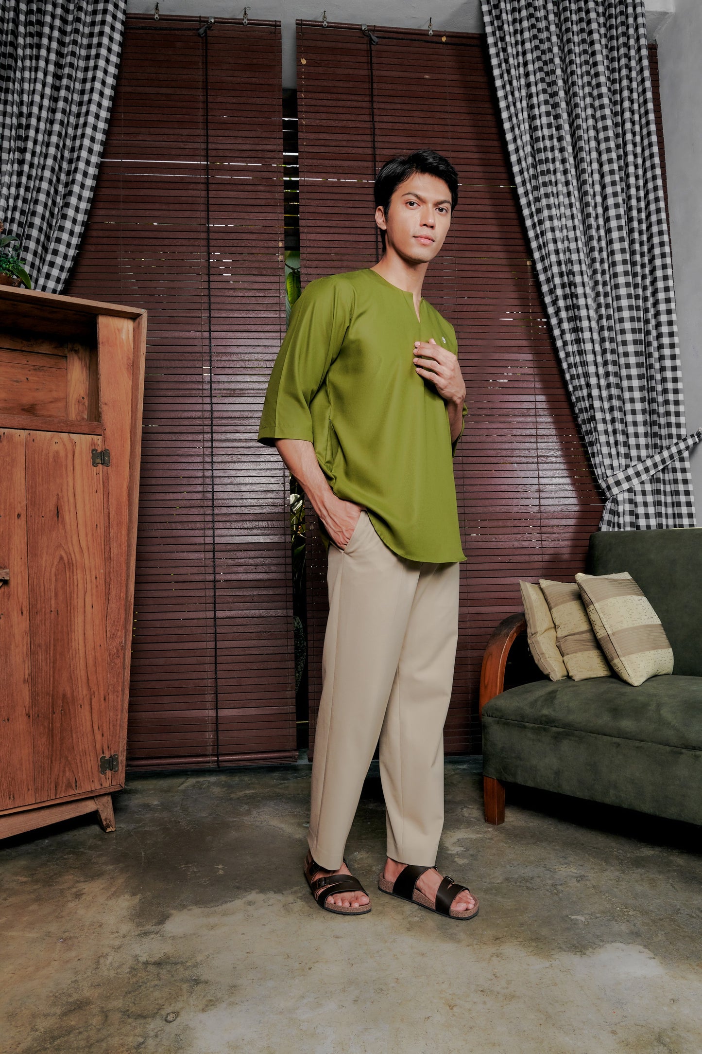 Kurta Belantara Relaxed Fit - Olive Green