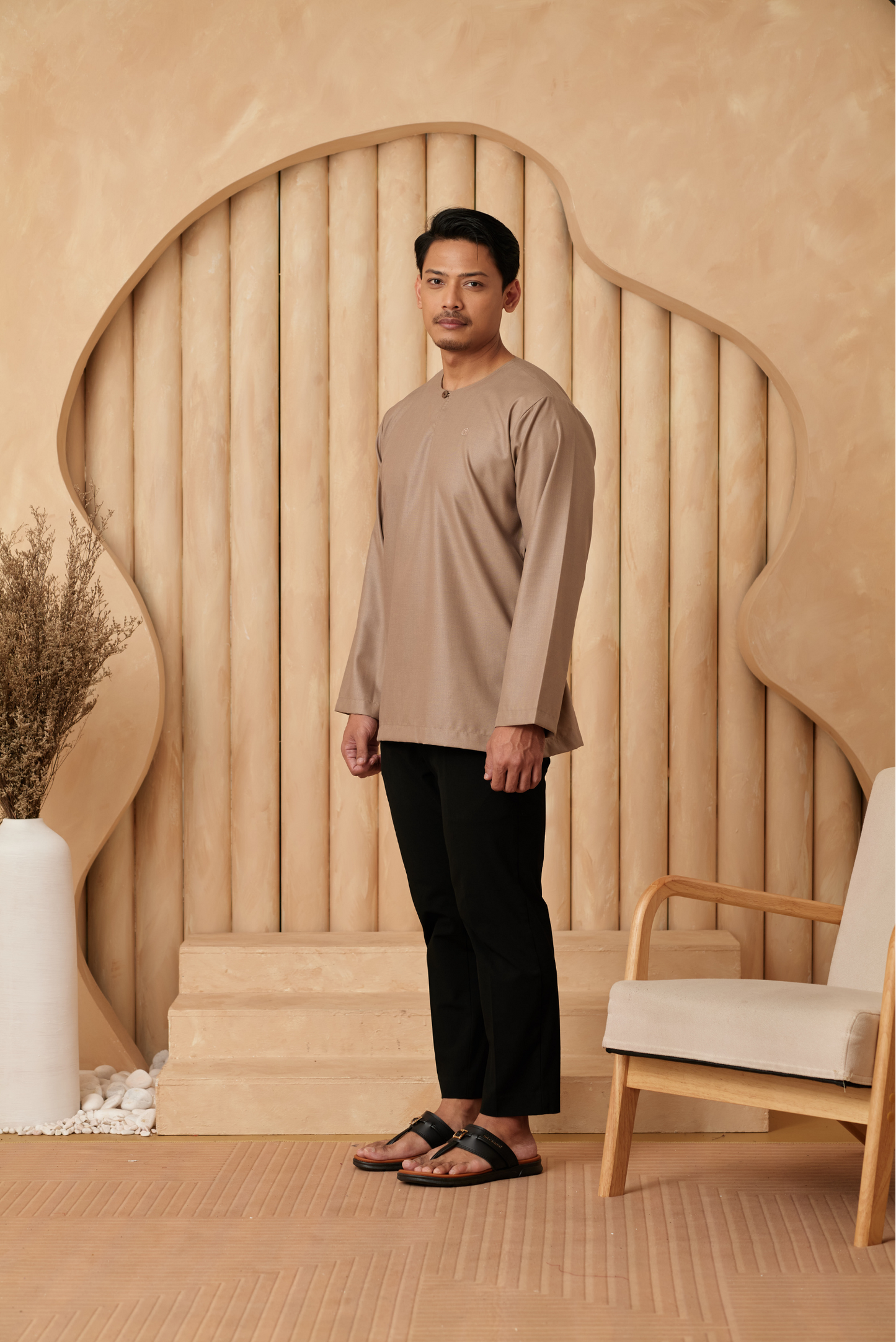 Kurta Tamadun Regular Fit - Brown Sugar