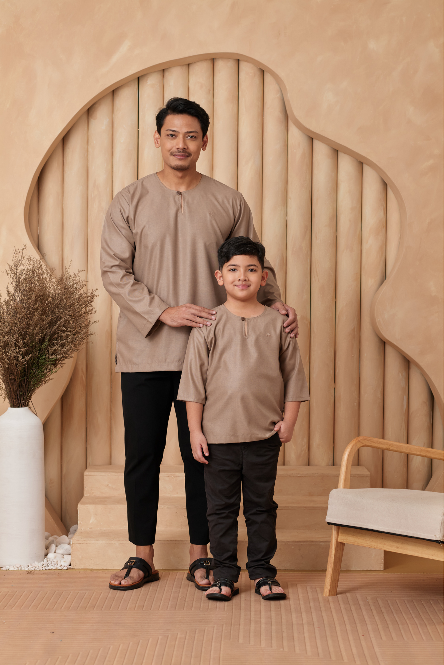 Kurta Tamadun Regular Fit - Brown Sugar