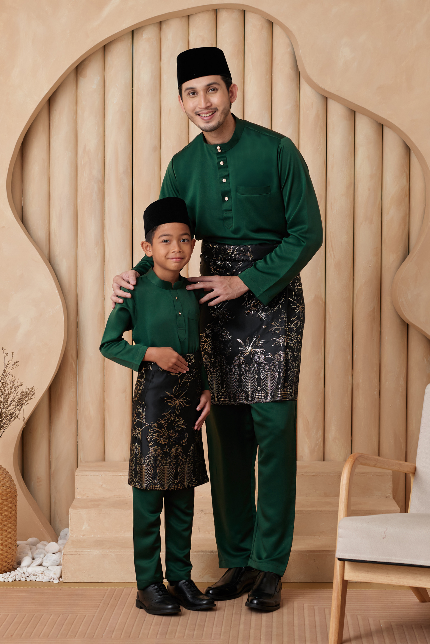 Baju Melayu Cekak Musang Regular Fit - Emerald Green
