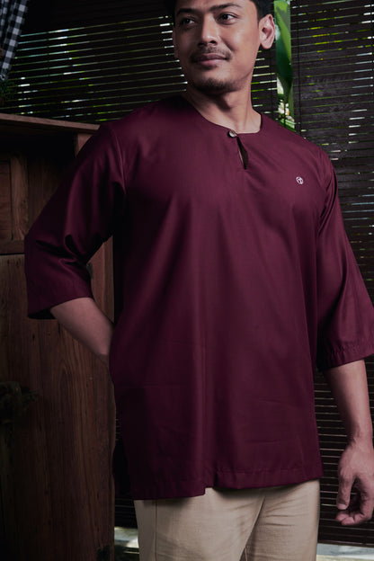 Kurta Nusantara Relaxed Fit - Burgundy