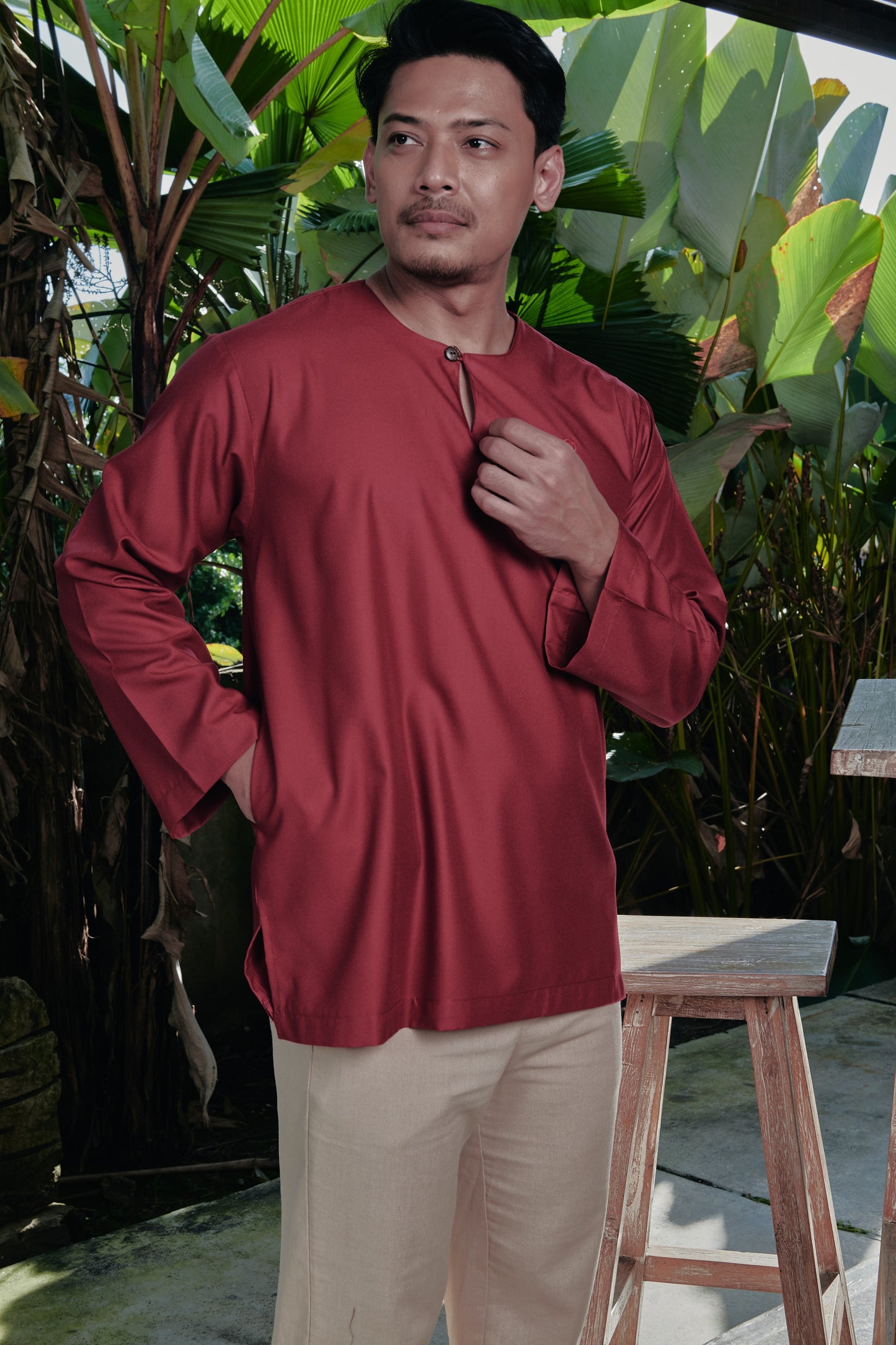 Kurta Tamadun Relaxed Fit - Scarlet Red