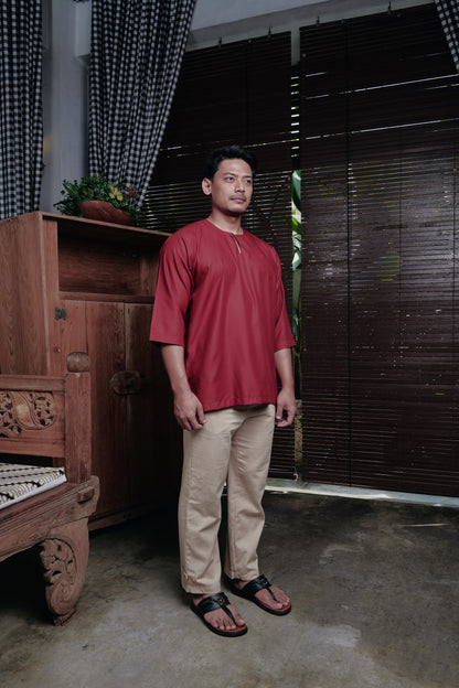 Kurta Nusantara Relaxed Fit - Scarlet Red