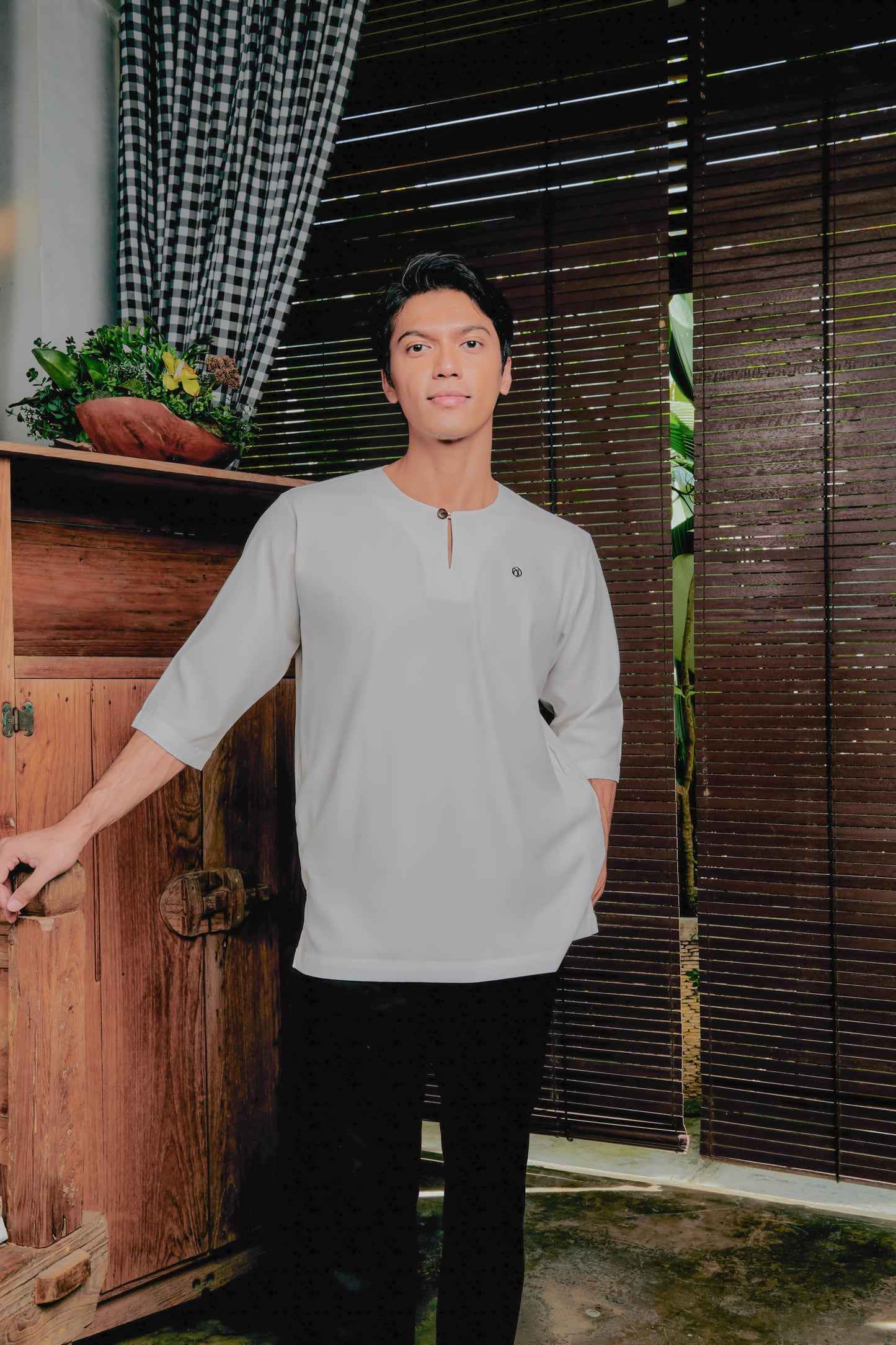 Kurta Nusantara Relaxed Fit - Off White