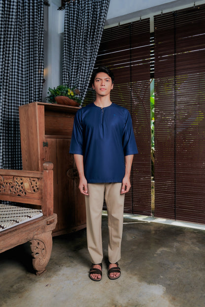 Kurta Nusantara Relaxed Fit - Navy Blue