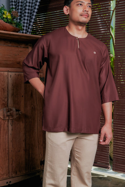 Kurta Nusantara Relaxed Fit - Rich Brown