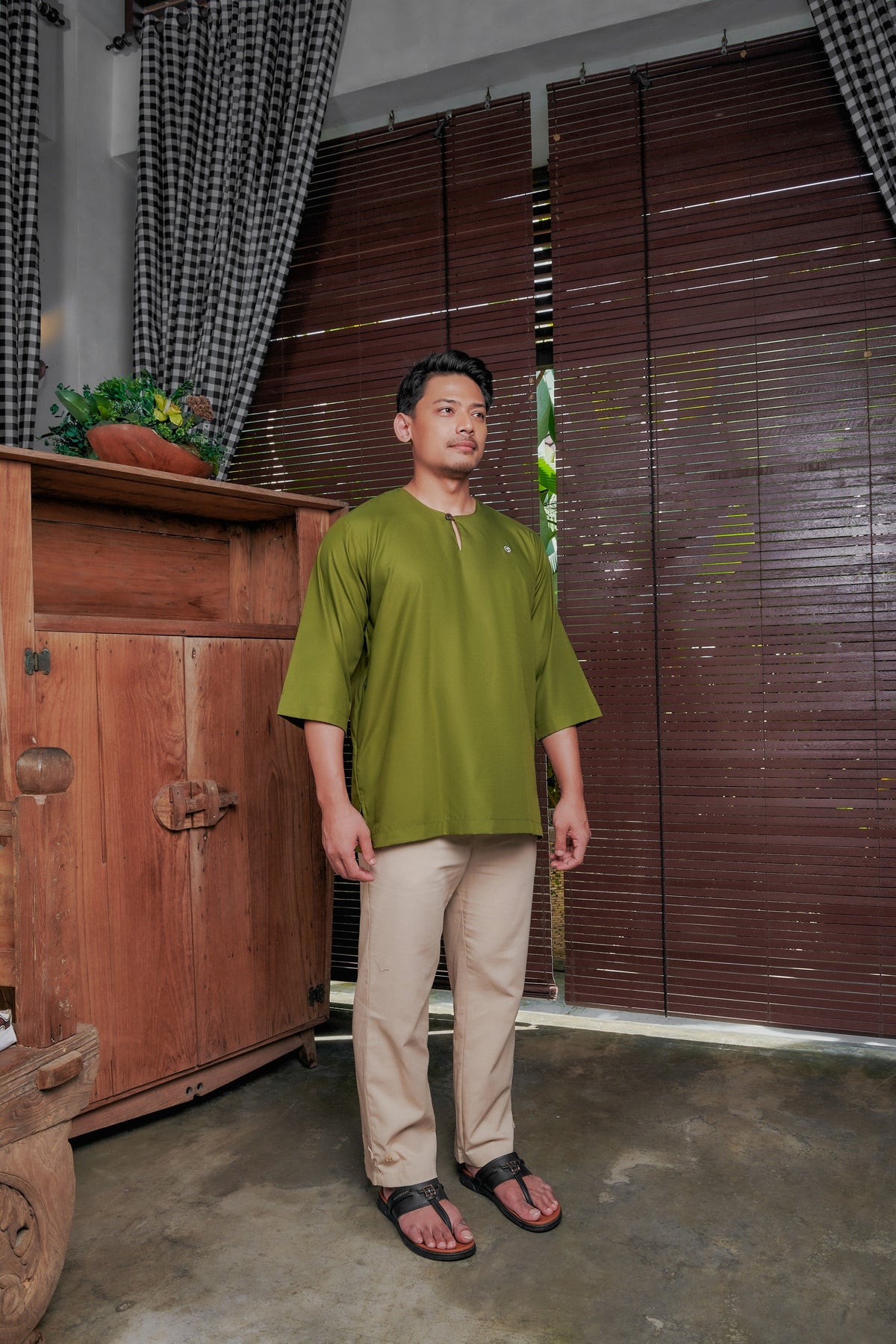 Ayah - Olive Green