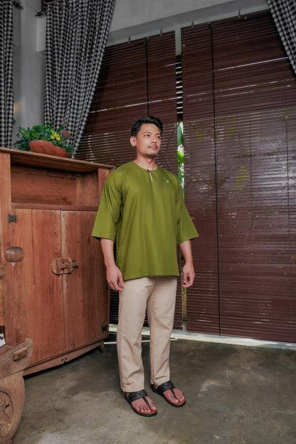 Kurta Nusantara Relaxed Fit - Olive Green