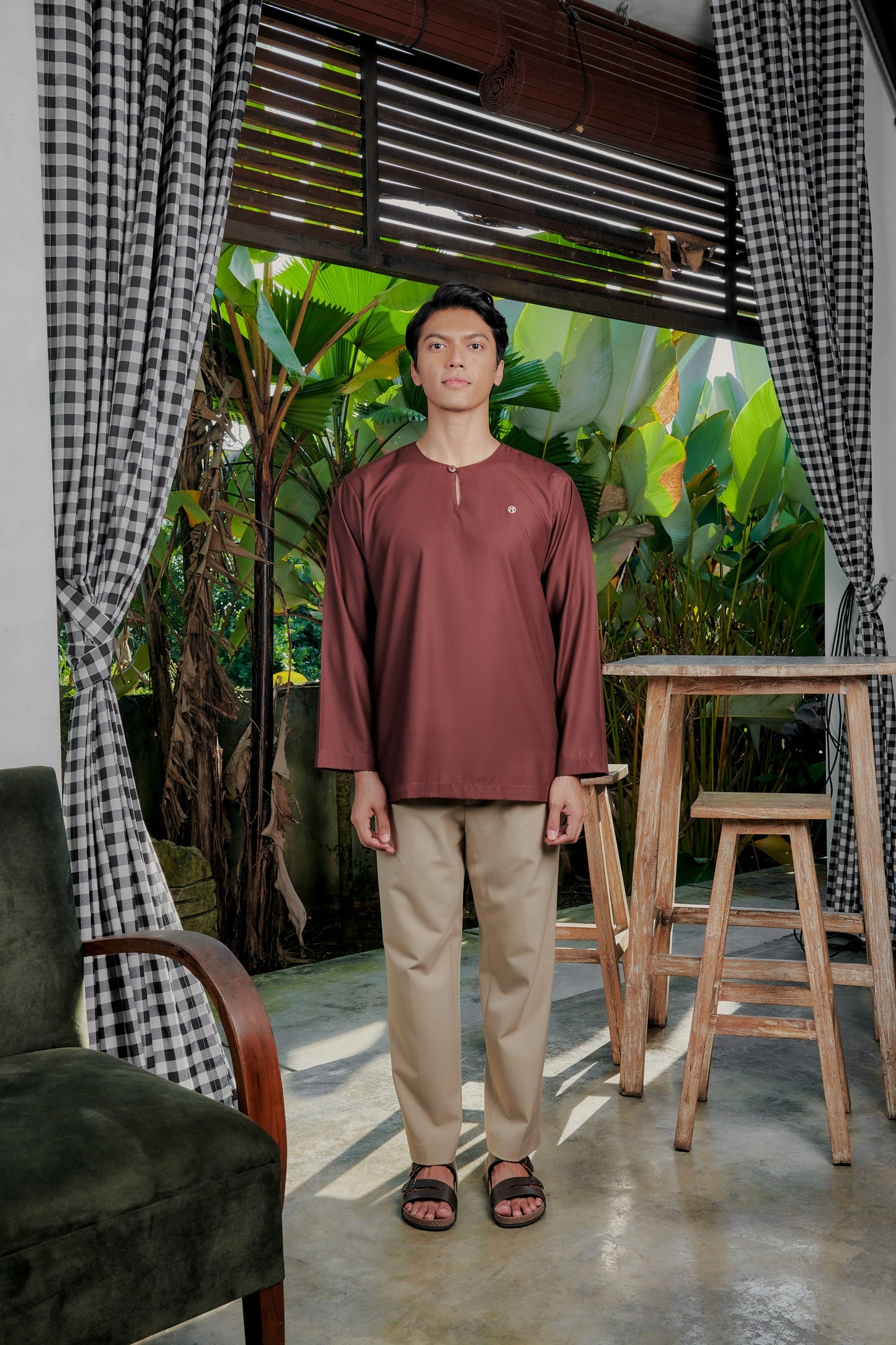 Kurta Tamadun Relaxed Fit - Rich Brown