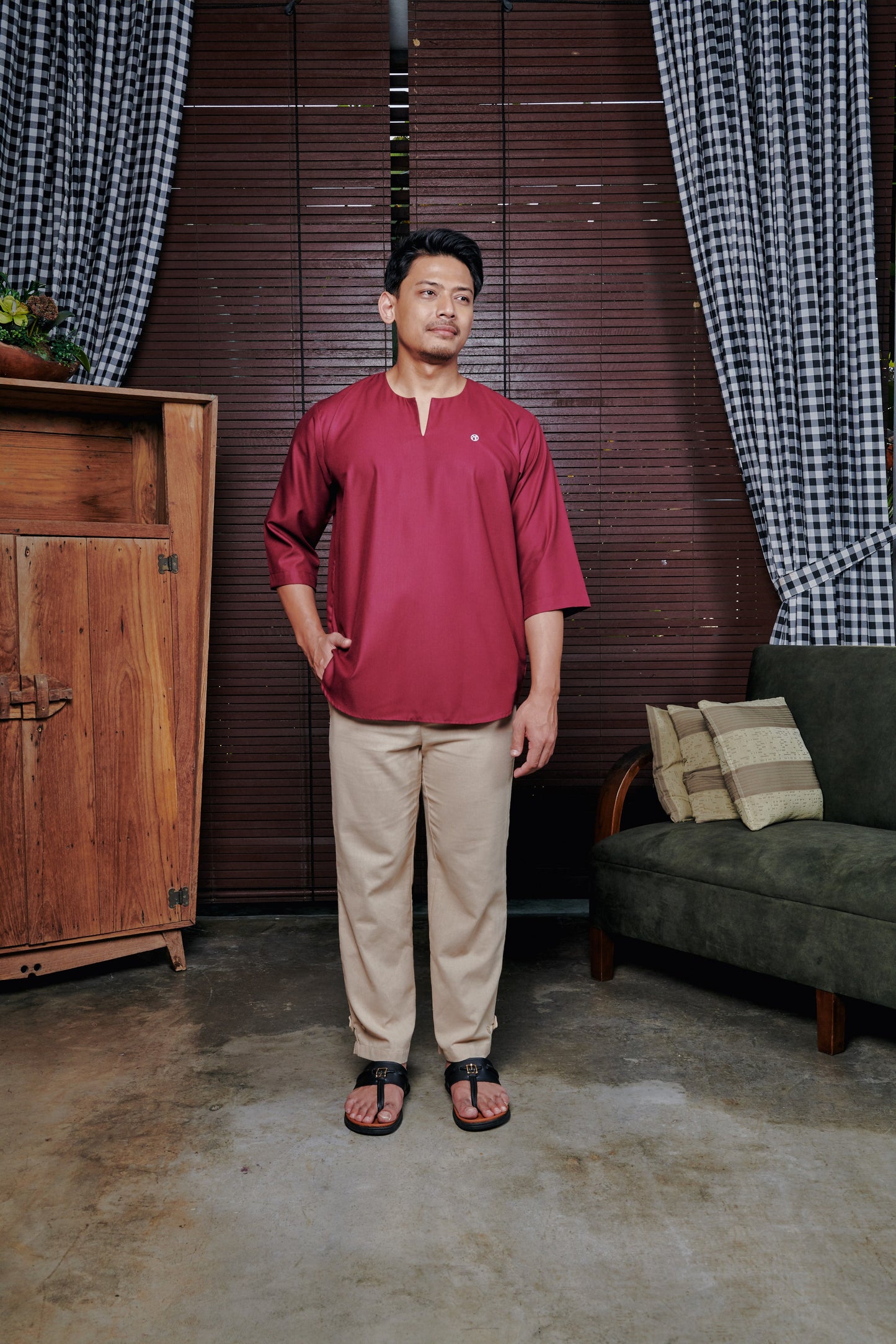 Kurta Belantara Relaxed Fit - Maroon