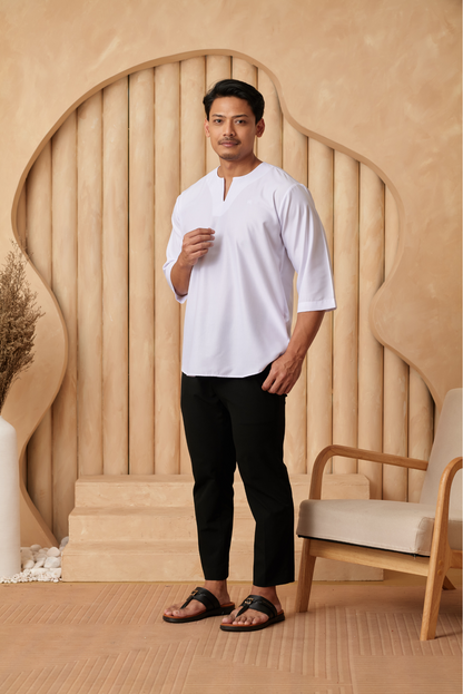 Kurta Belantara Relaxed Fit - White