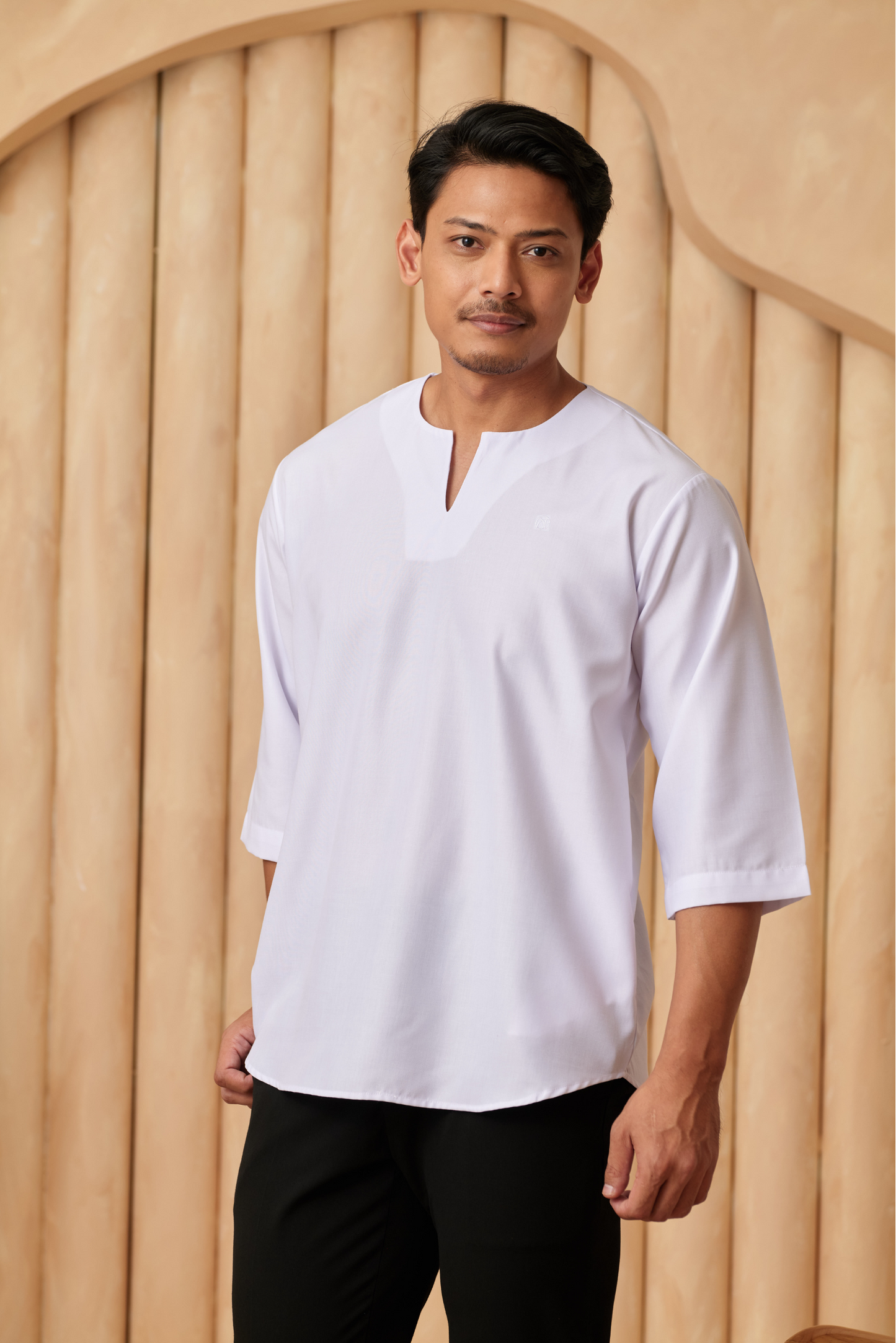 Kurta Belantara Relaxed Fit - White