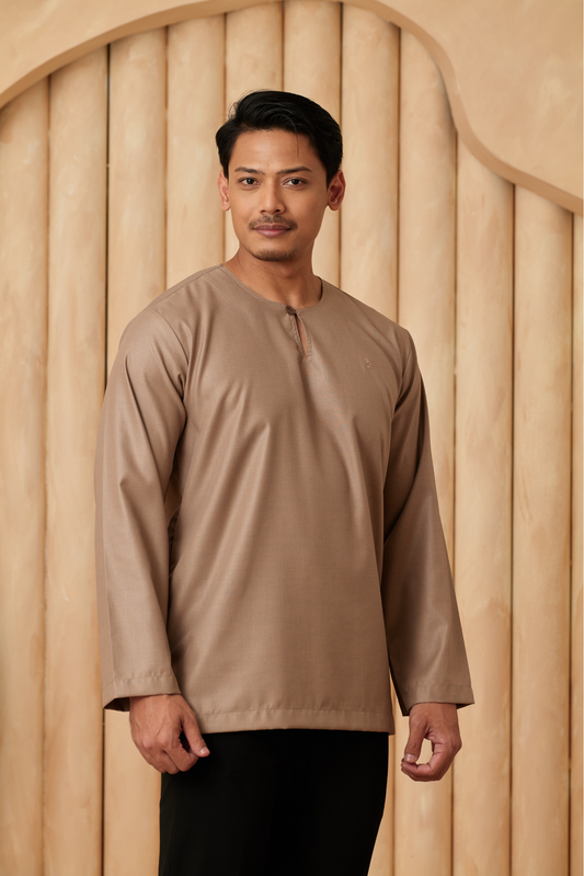 Kurta Tamadun Relaxed Fit - Brown Sugar