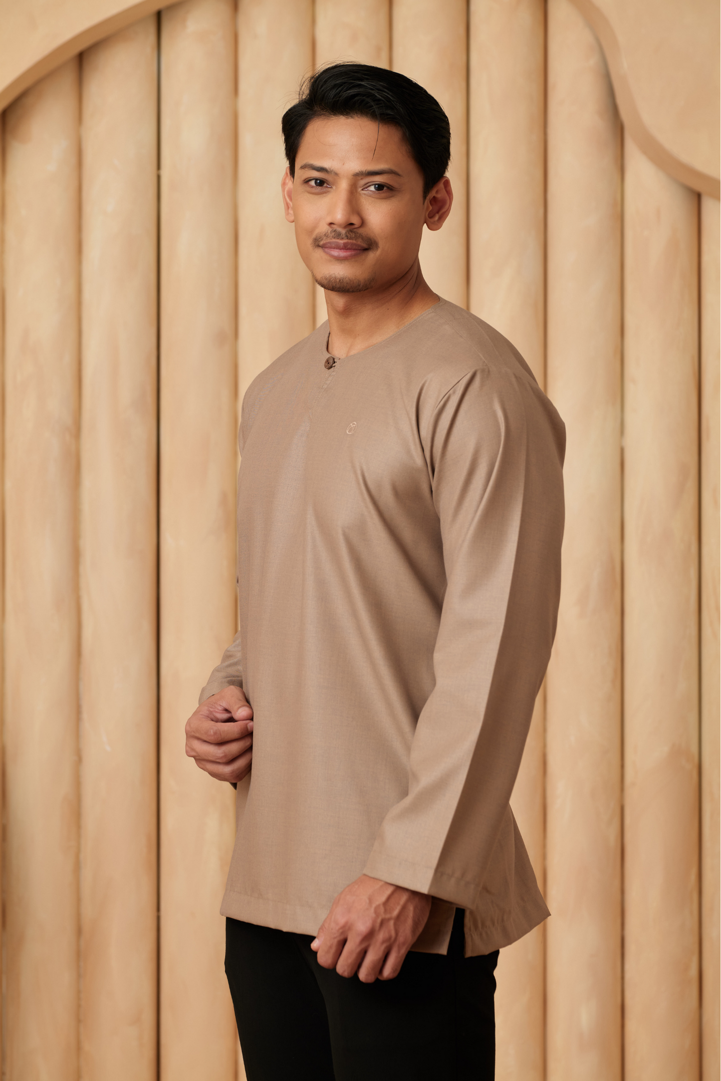 Kurta Tamadun Relaxed Fit - Brown Sugar