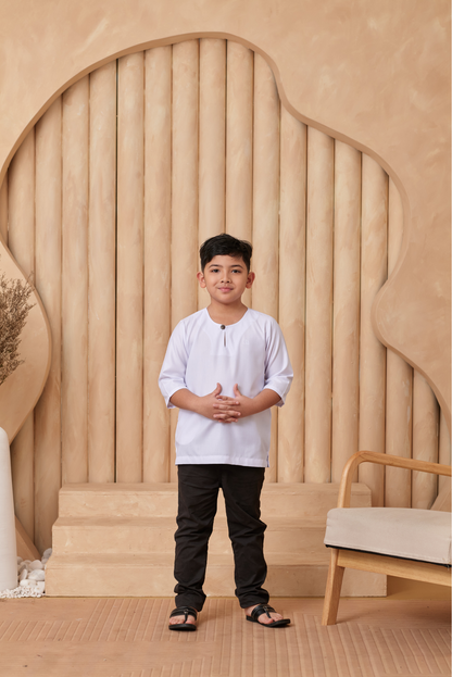 Anak - White 2024