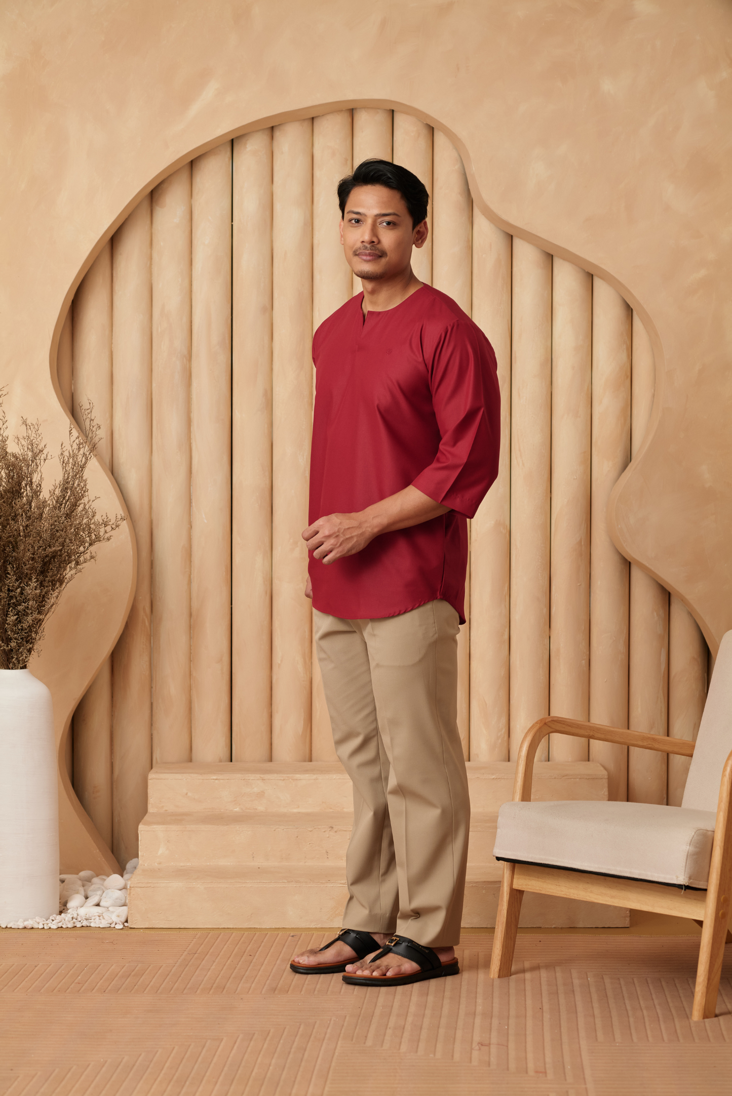 Kurta Belantara Regular Fit - Scarlet Red