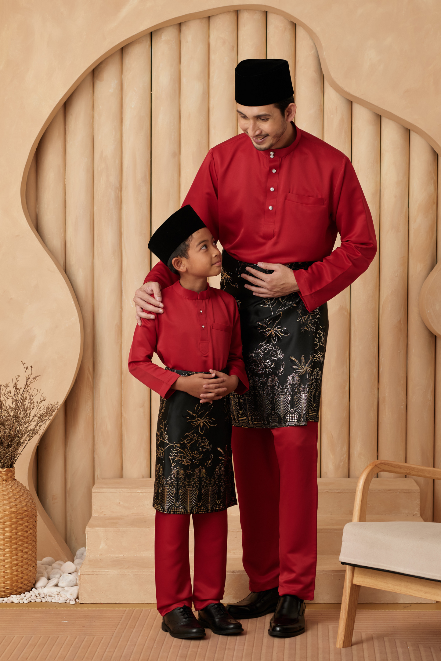 Baju Melayu Cekak Musang Relaxed Fit - Crimson Red