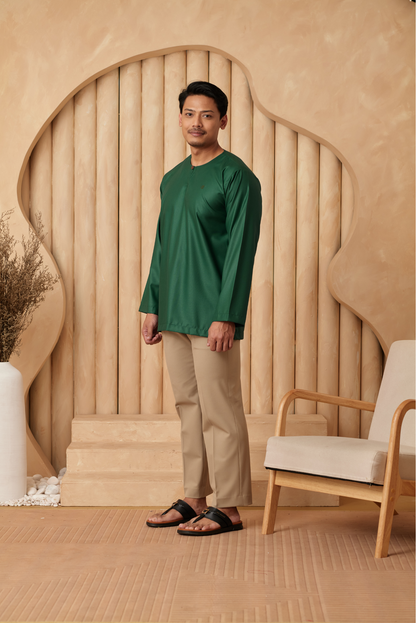 Ayah - Emerald Green 2024