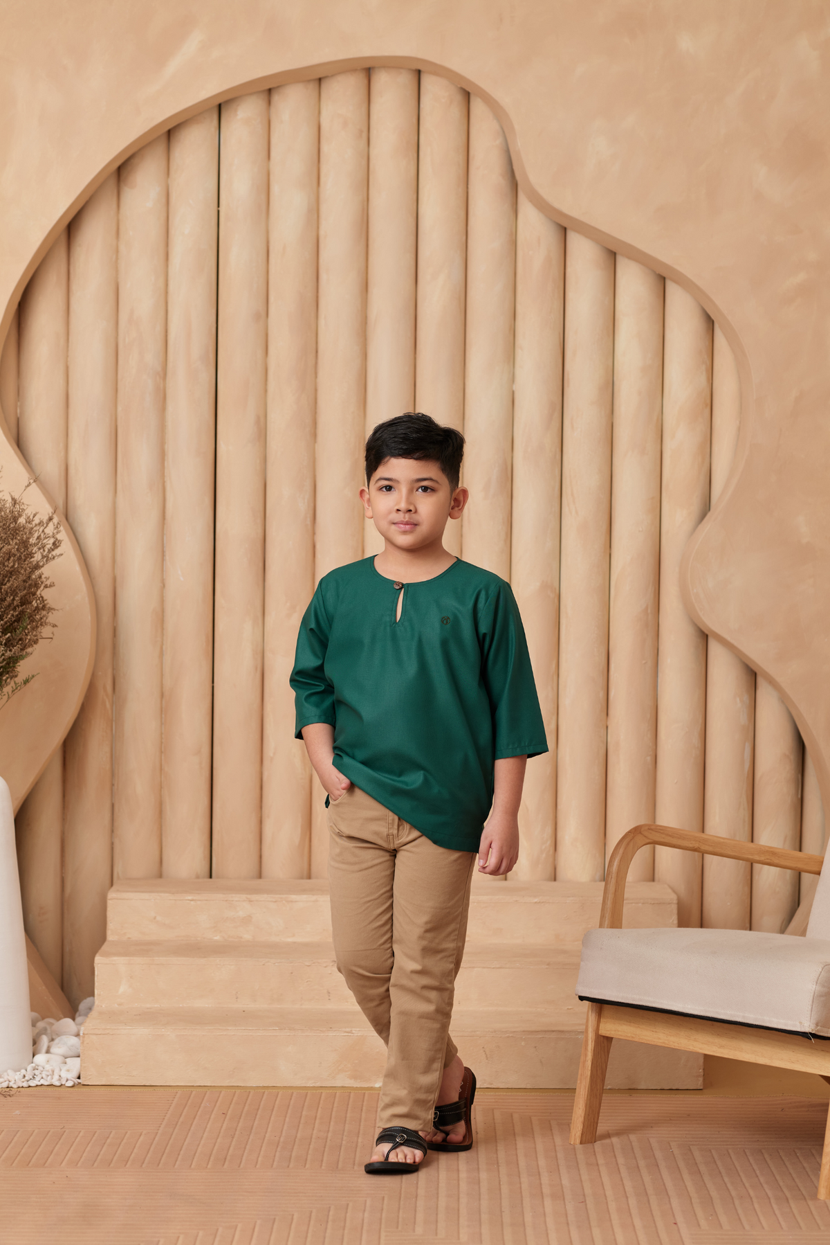 Anak - Emerald Green 2024