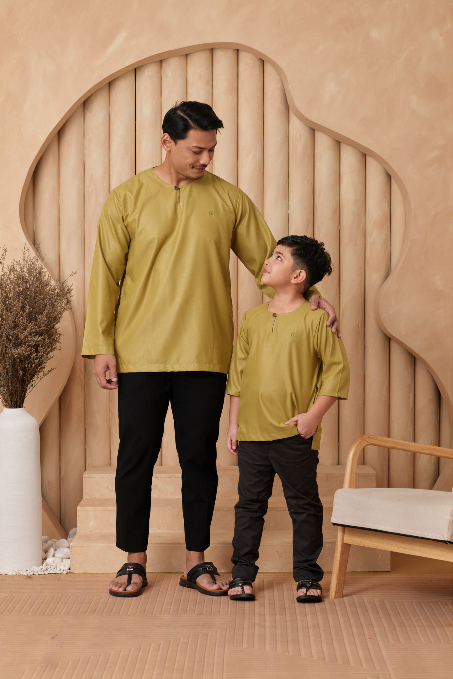 Kurta Tamadun Relaxed Fit - Leaf Green