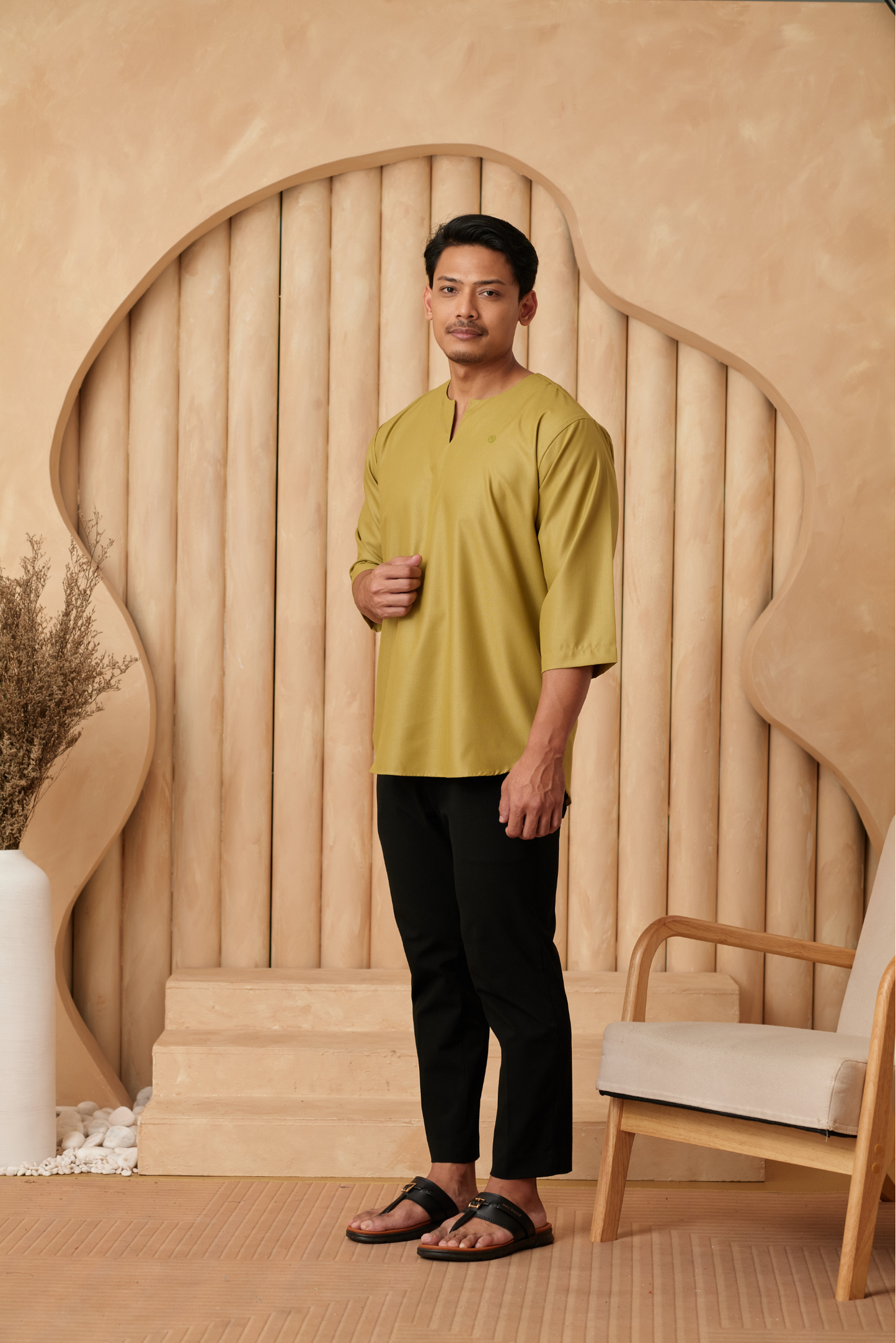 Kurta Belantara Relaxed Fit - Leaf Green