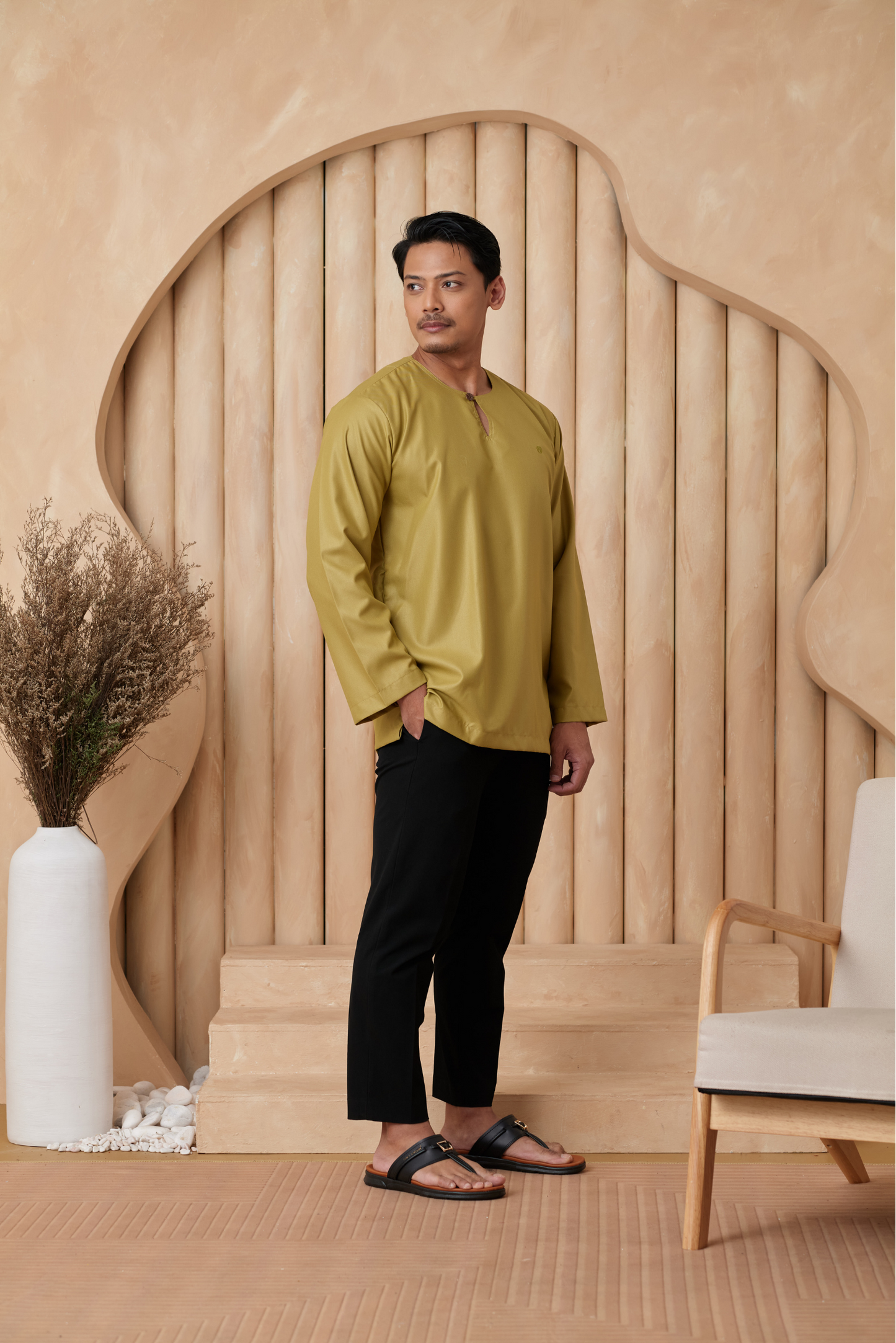 Kurta Tamadun Relaxed Fit - Leaf Green