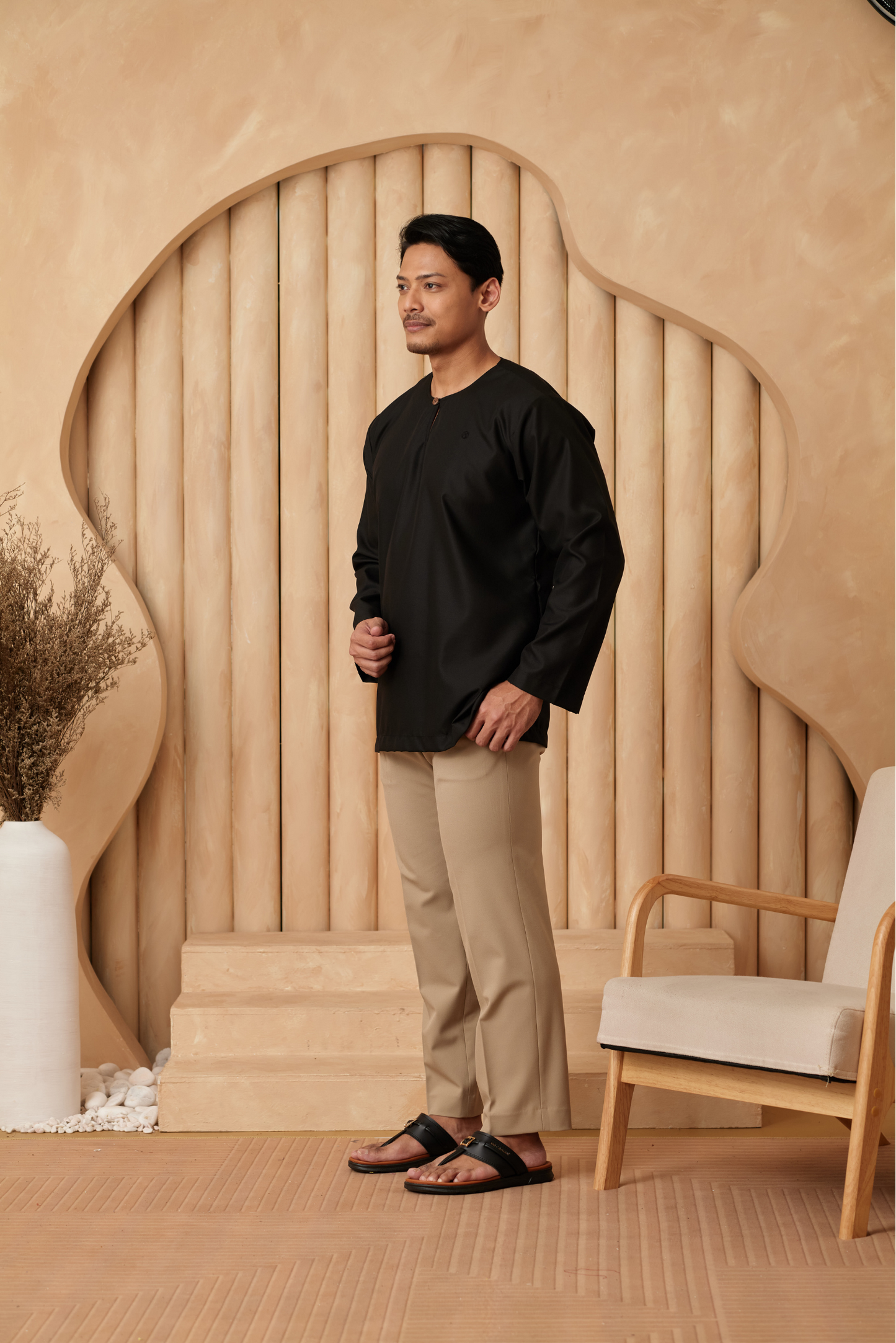 Kurta Tamadun Relaxed Fit - Black