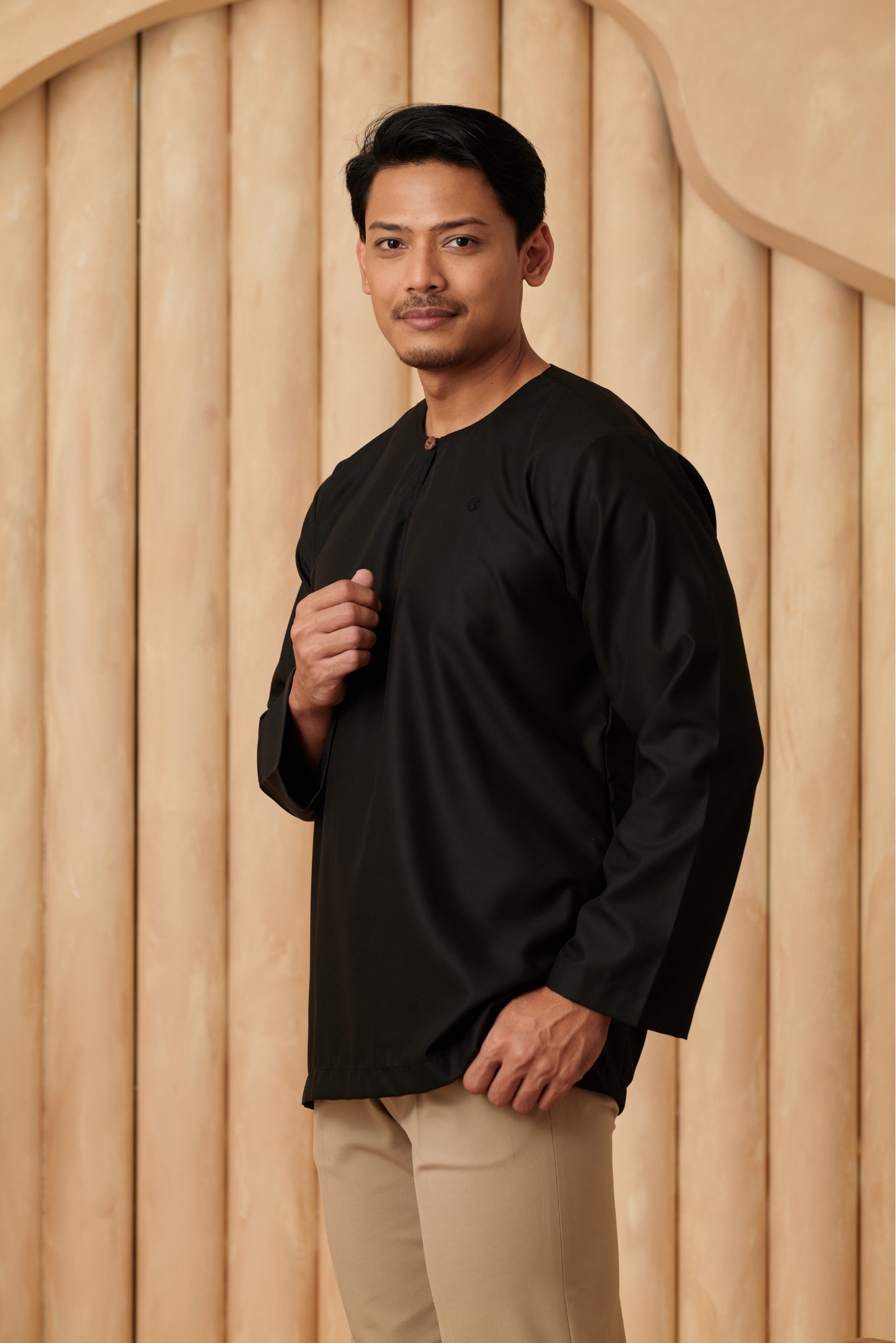 Kurta Tamadun Relaxed Fit - Black