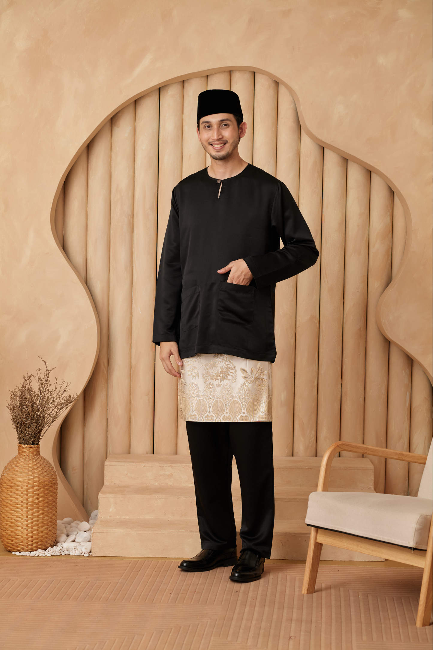 Baju Melayu Teluk Belanga Relaxed Fit - Black