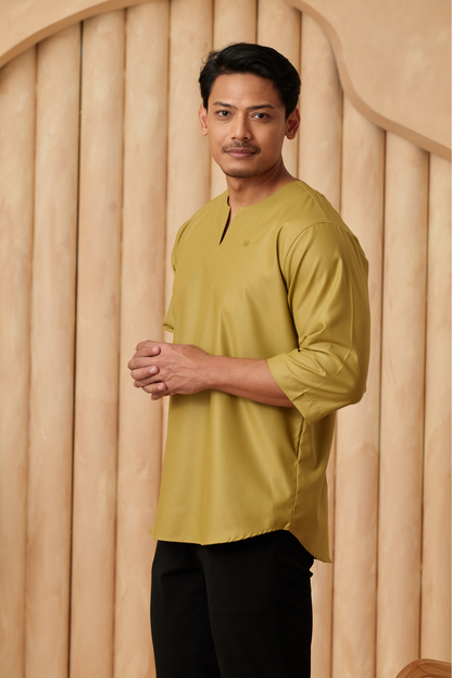 Kurta Belantara Relaxed Fit - Leaf Green