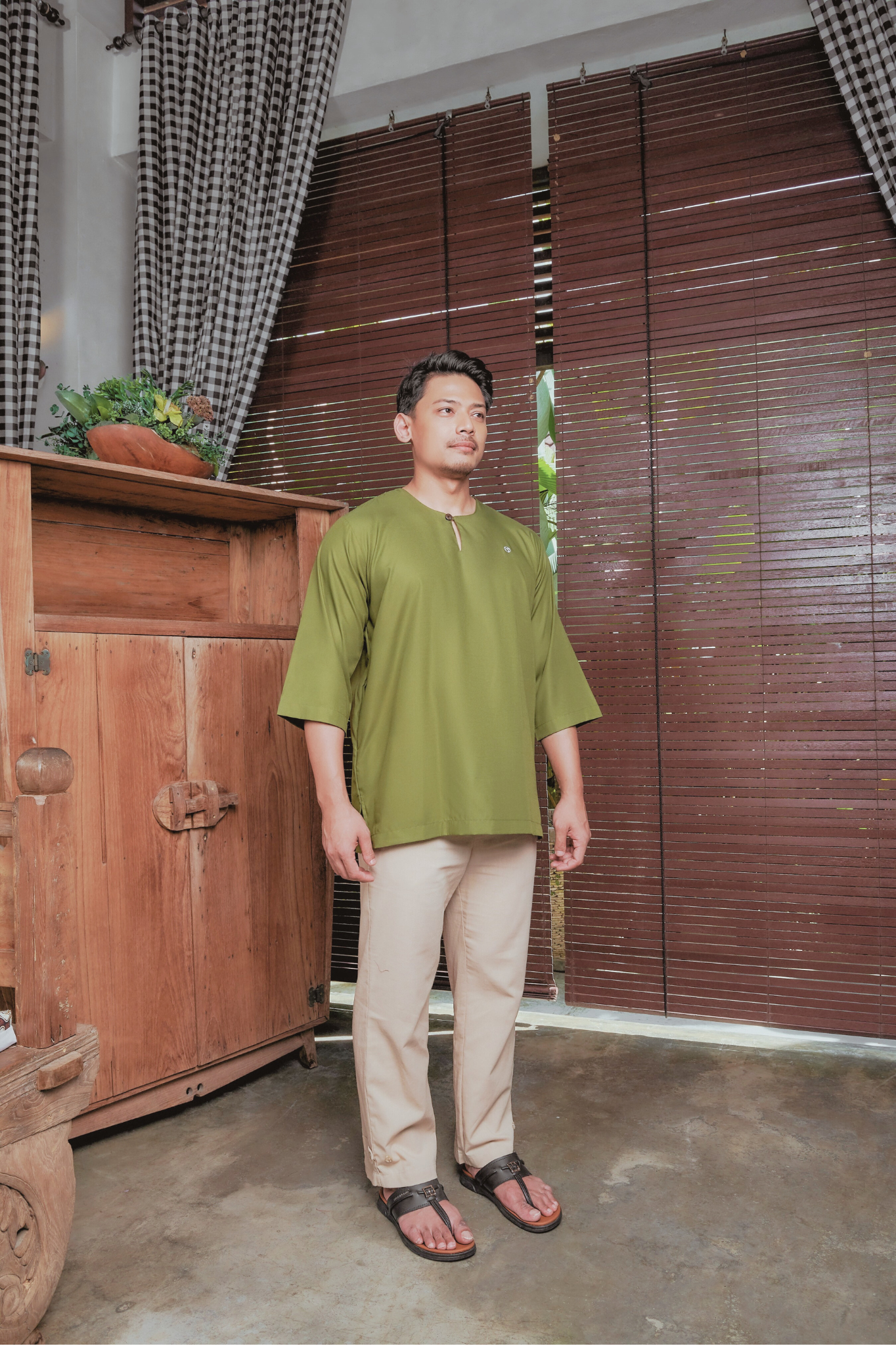 Kurta Nusantara Relaxed Fit - Sage Green