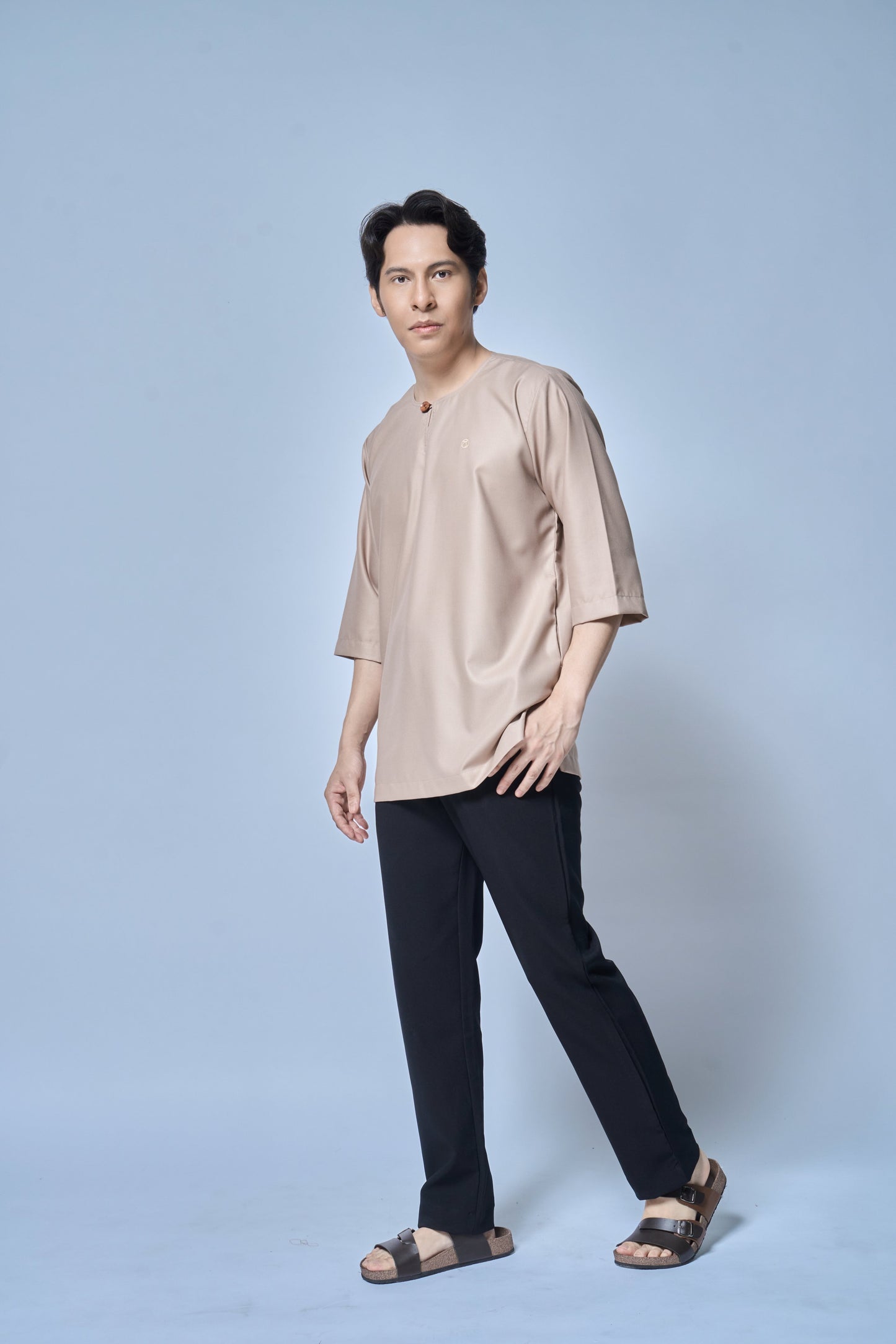 Kurta Nusantara Relaxed Fit - Clay Brown