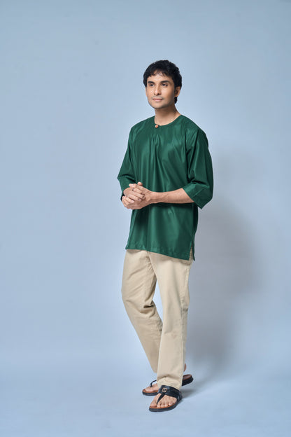 Kurta Nusantara Relaxed Fit - Emerald green