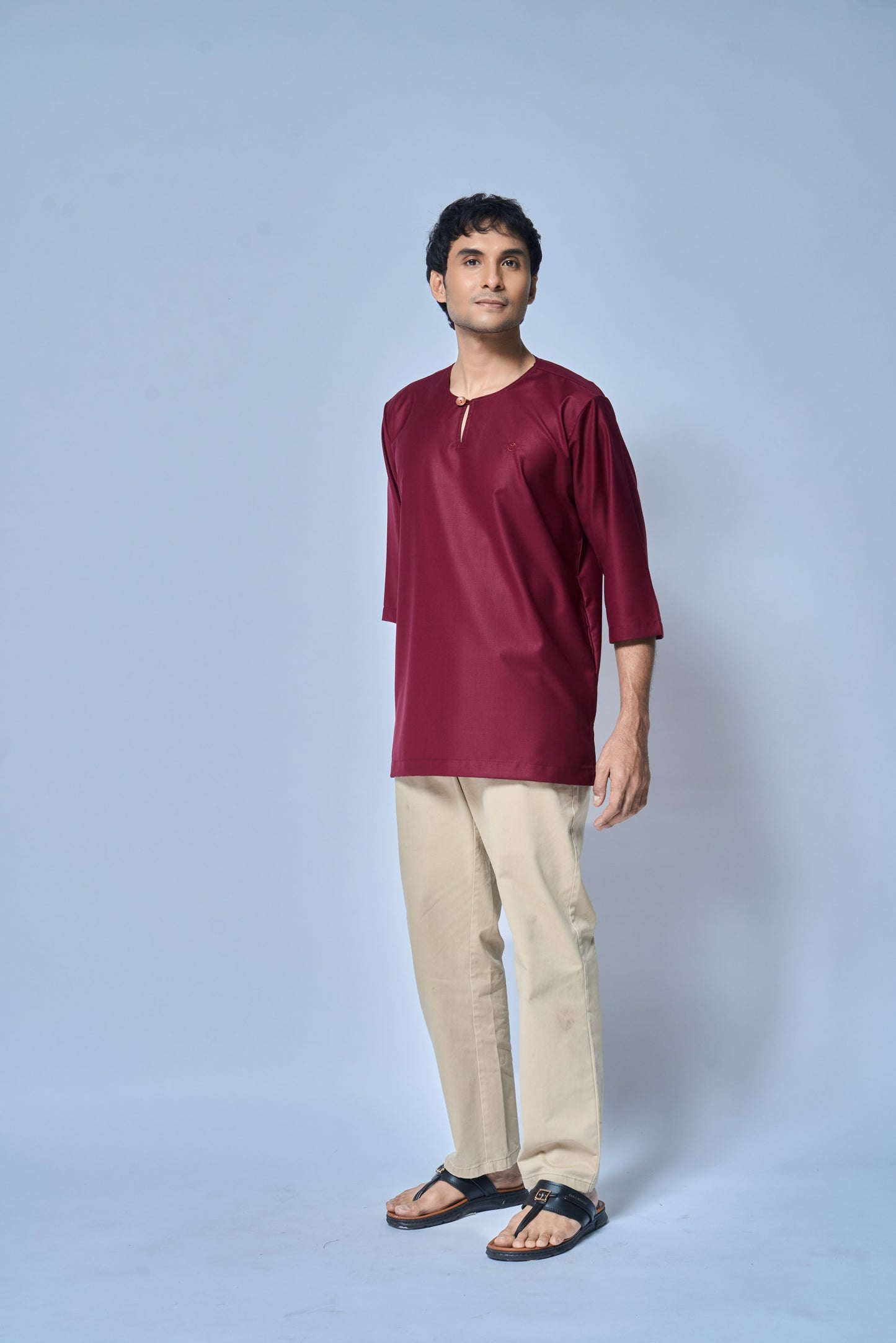 Kurta Nusantara Relaxed Fit - Burgundy