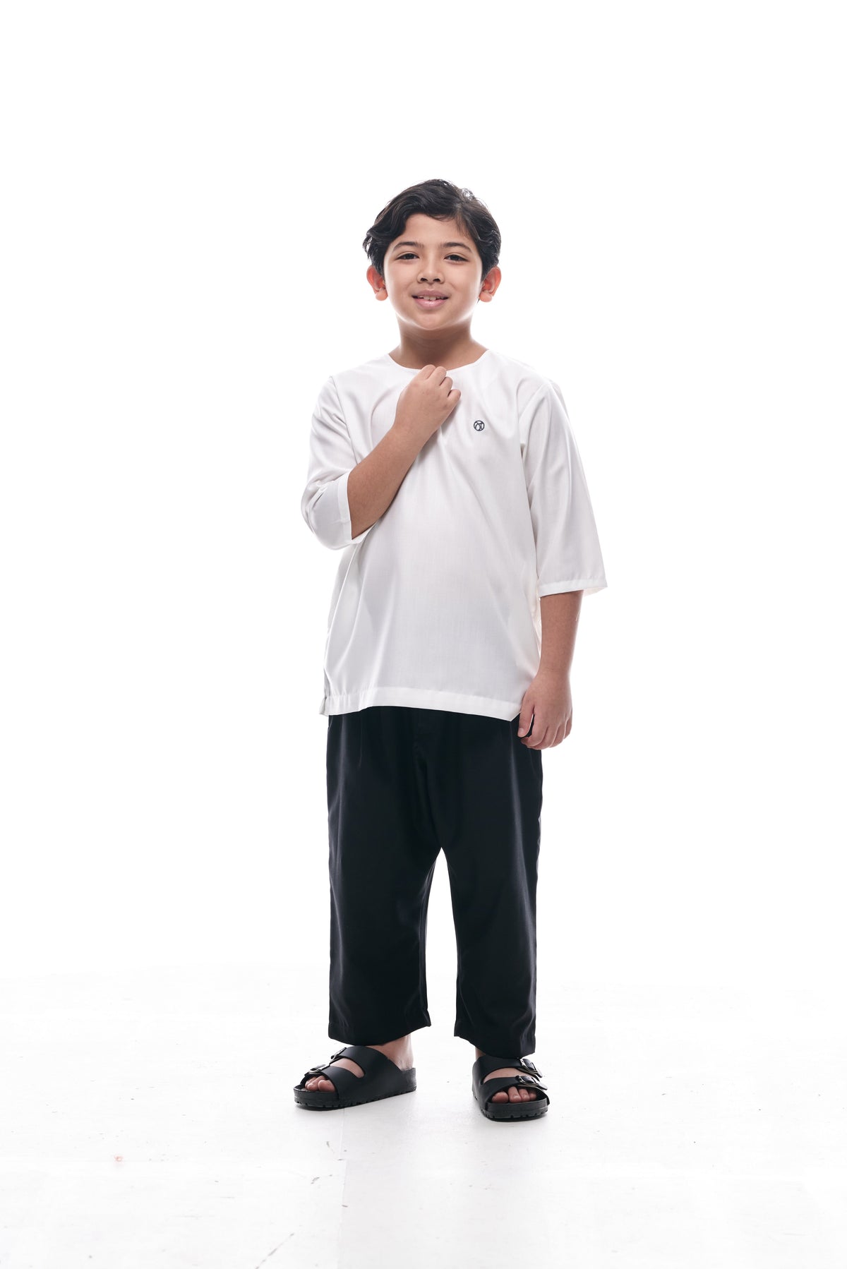 Anak - Off White